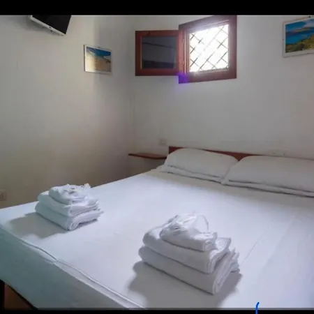 Airport-GARDEN-Shuttle till night-pool-AIRCOND-Wifi-parking free-Wash machine Olbia
