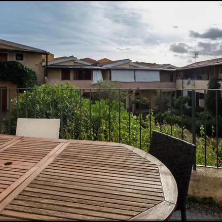 Appartamento Airport-port-commercial Center-garden-trilo Per 6 Persone Wi Fi -verde Olbia